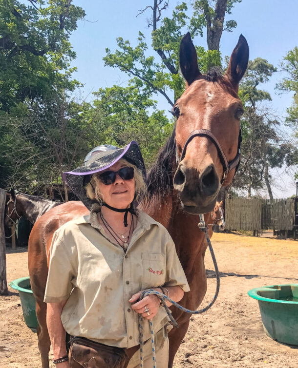 discover the mental health benefits of equestrian holidays. learn how spending time with horses in nature can help to reduce stress, boost well-being, and provide relaxing escapes for a healthier mind.