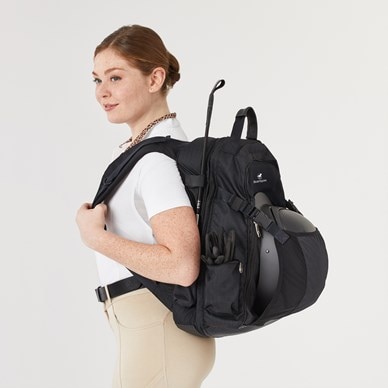 discover must-have equestrian travel essentials for riders. from packing tips to gear recommendations, ensure a smooth horseback adventure wherever you go.