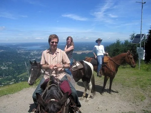 experience unforgettable gourmet horseback trips blending scenic riding adventures with exceptional culinary delights, perfect for food-loving travelers seeking unique journeys.