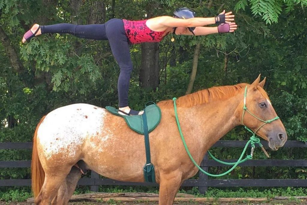 experience the unique blend of balance and mindfulness with yoga on horseback. discover how this innovative practice combines the benefits of yoga and horseback riding to improve your core strength, flexibility, and mental focus.